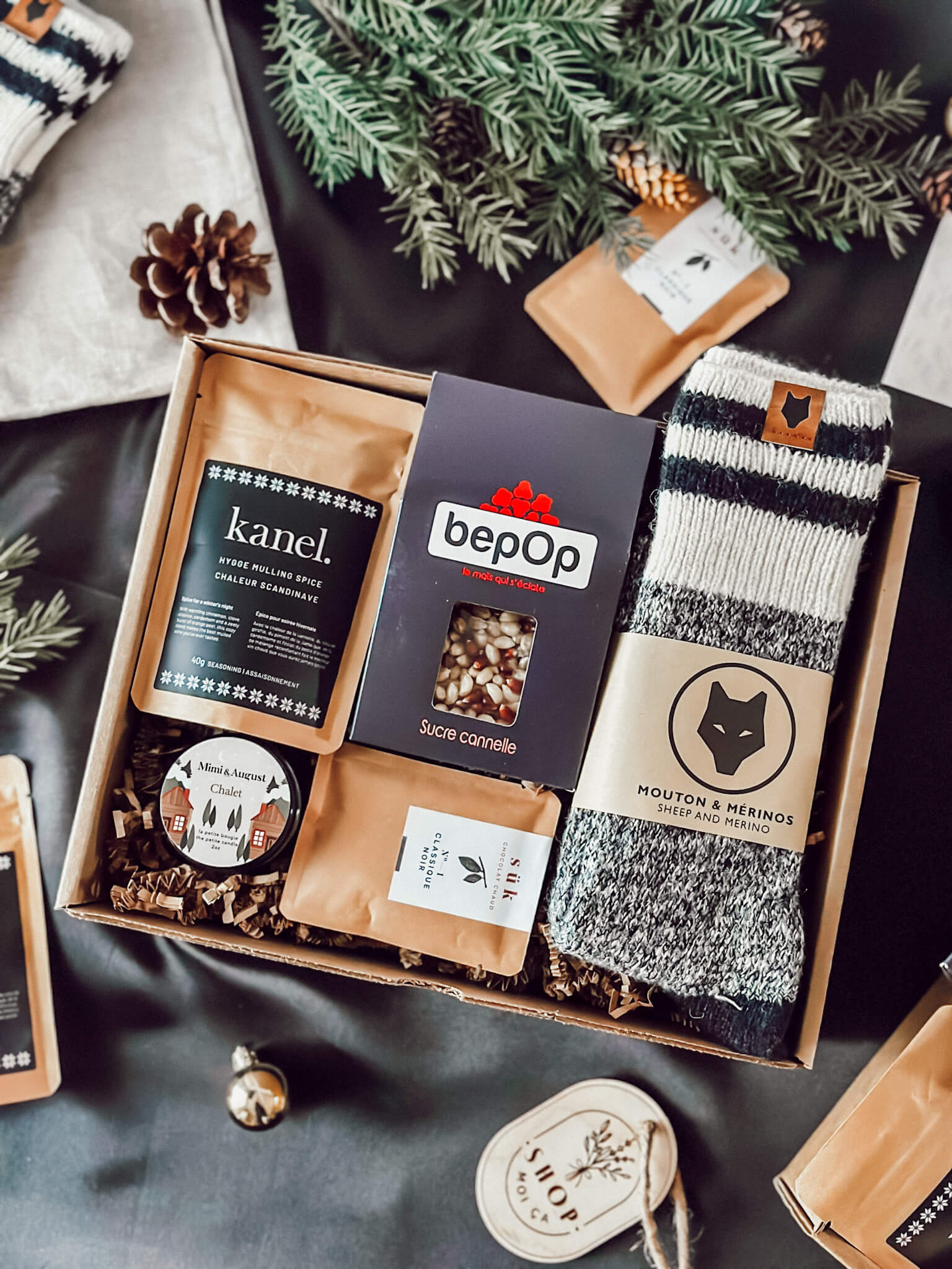 boite cadeau confort chaï produits québécois locaux