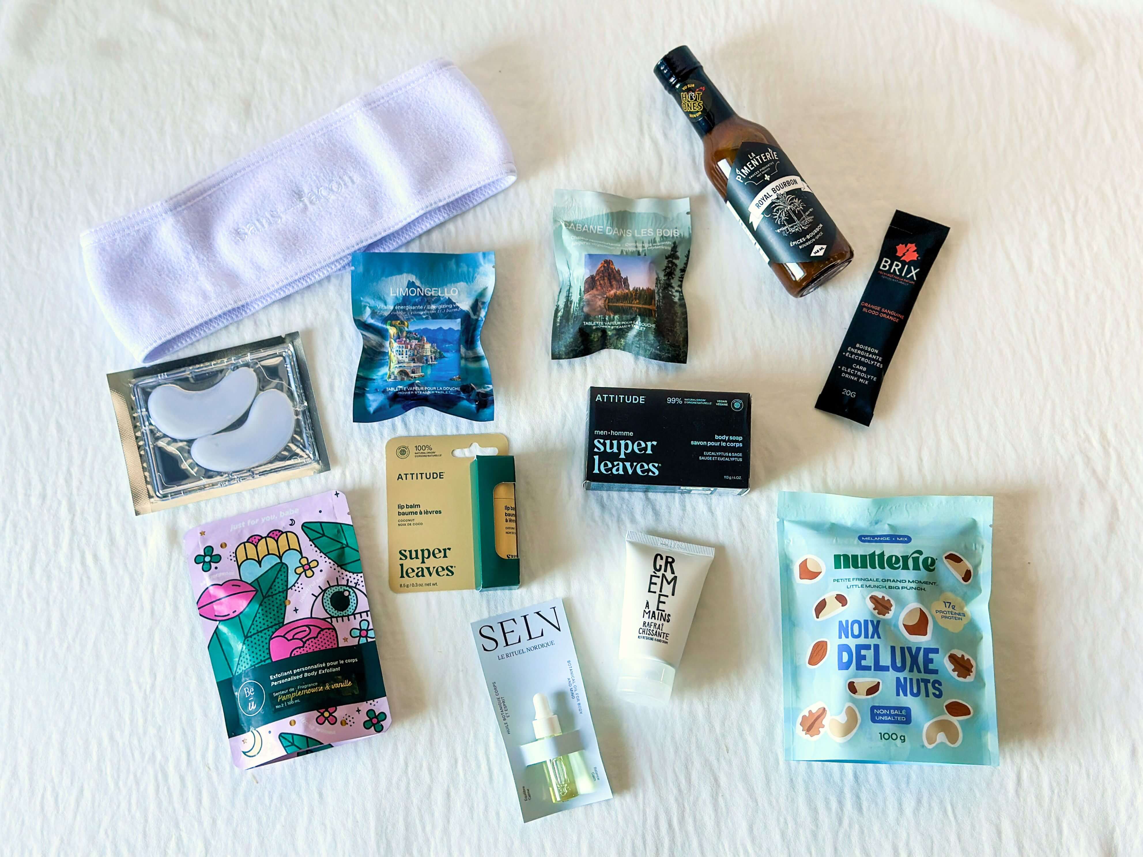 Local discovery box for couple