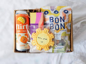 Boîte cadeau merci pour professeur avec biscuit soleil, chocolat et limonade québécoise