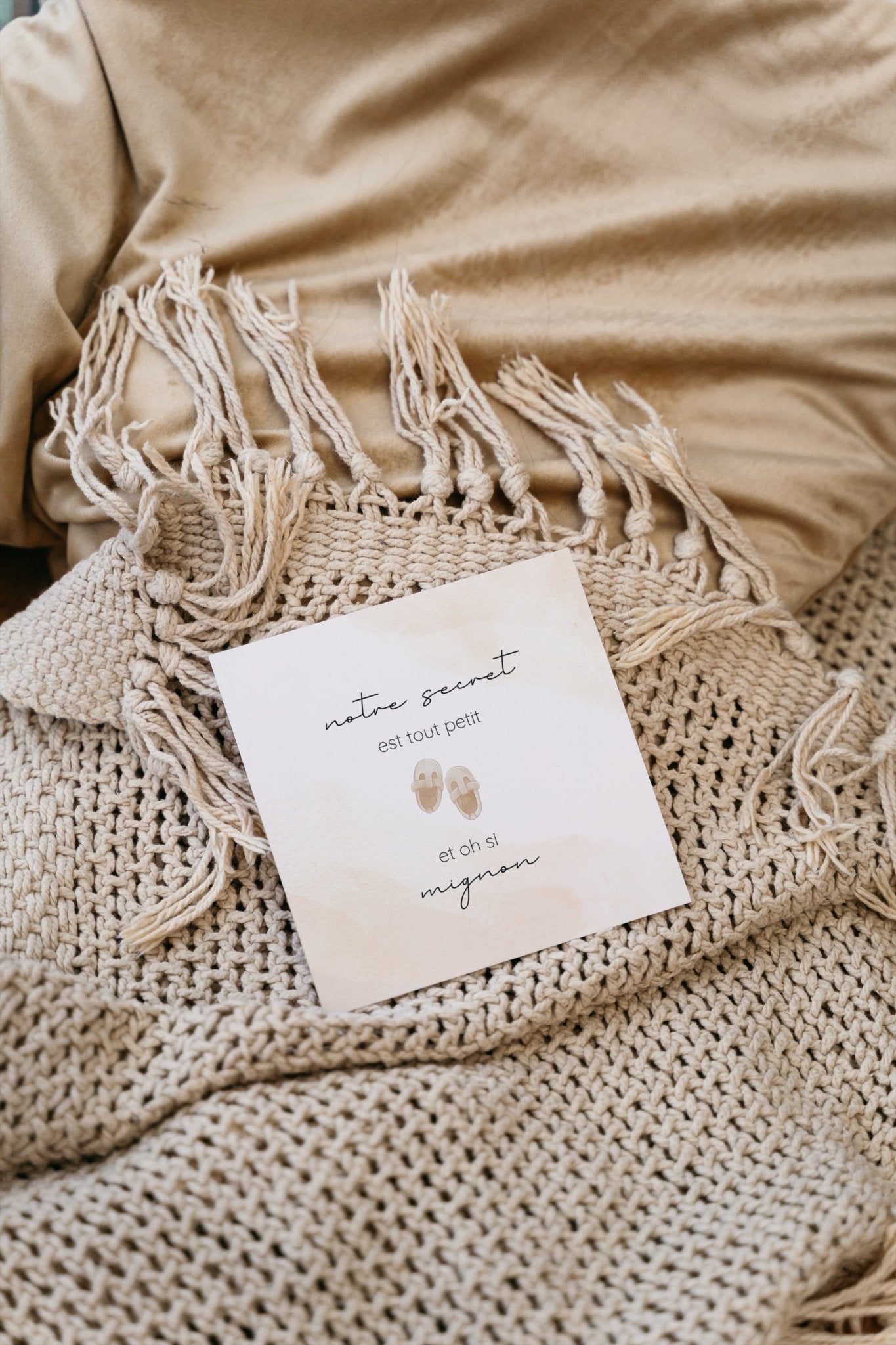 Greeting card - Baby on the way (French)